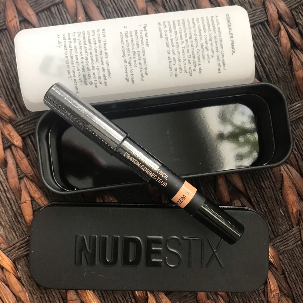 NUDESTIX Concealer Pencil